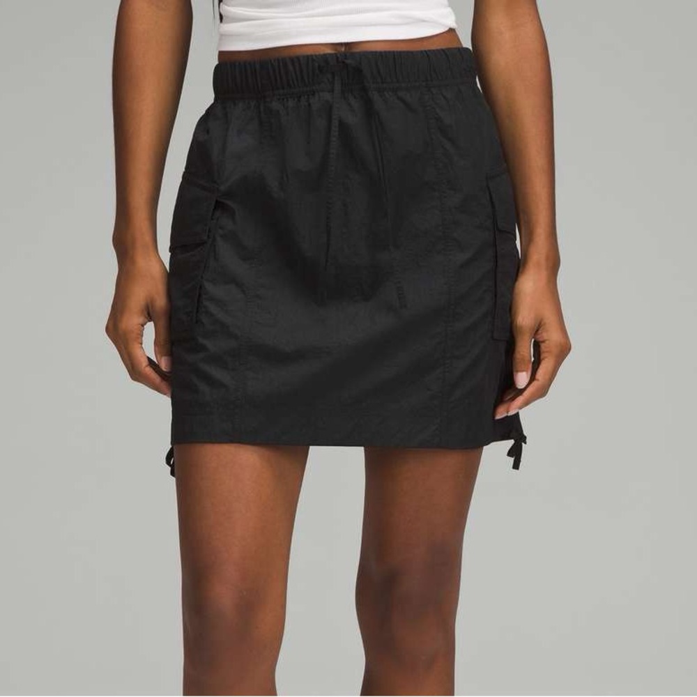 NWT Lululemon Nylon Cargo Mini Skirt, Black, Size XS